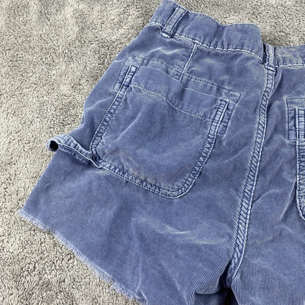 American Eagle Outfitters excellent please